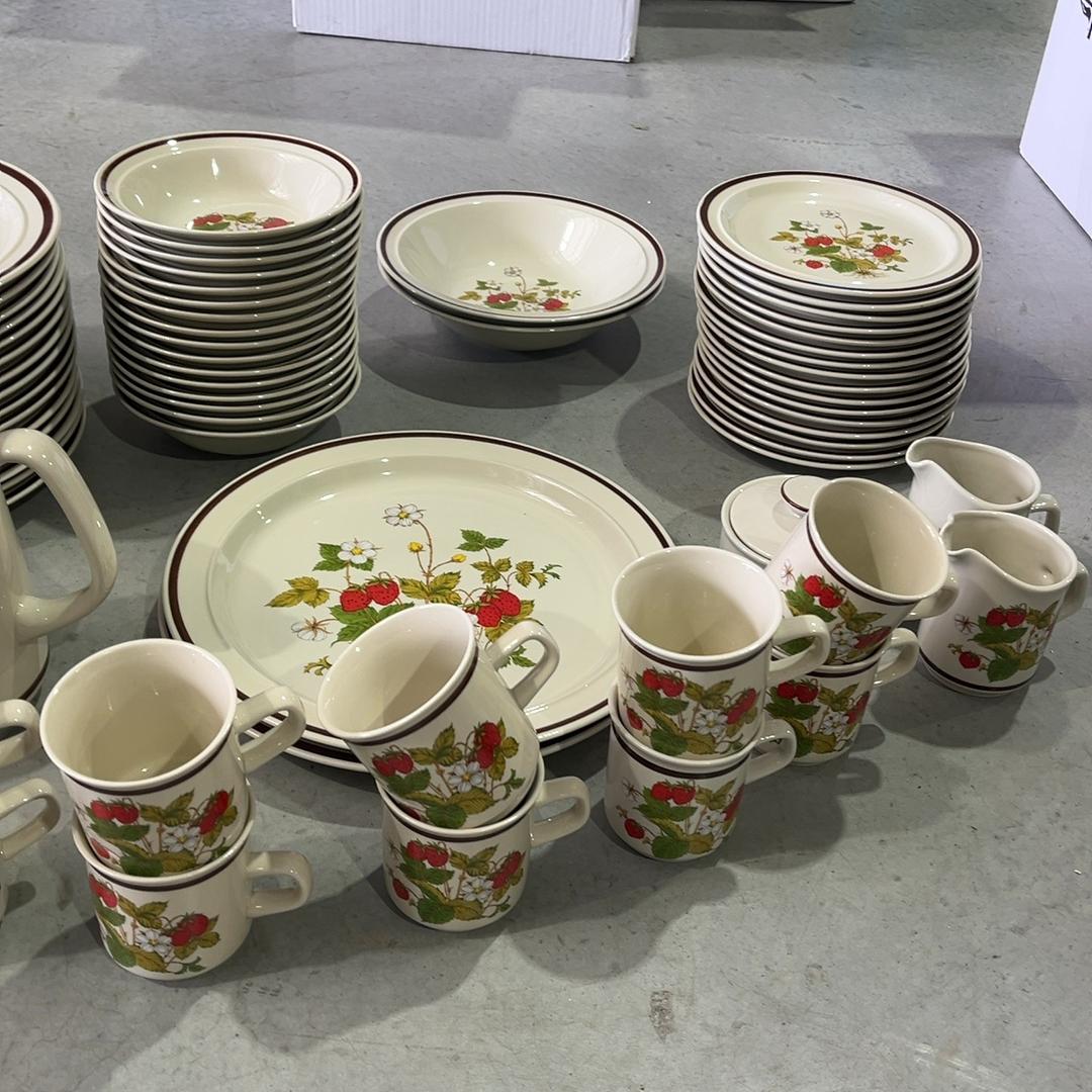 Vintage Strawberry Pattern Stoneware Dish Set