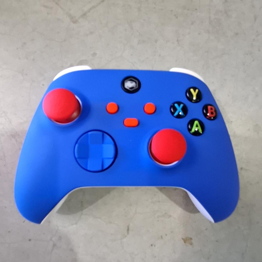 Battle Beaver Custom Controller with Carry Case